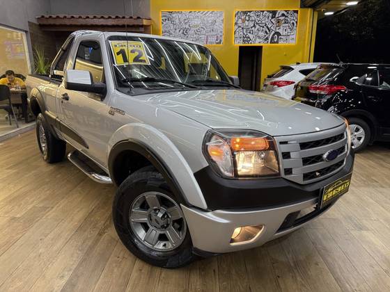 FORD RANGER 2.3 XLS 4X2 CS 16V GASOLINA 2P MANUAL FORD RANGER 2.3 XLS 4X2 CS 16V GASOLINA 2P MANUAL